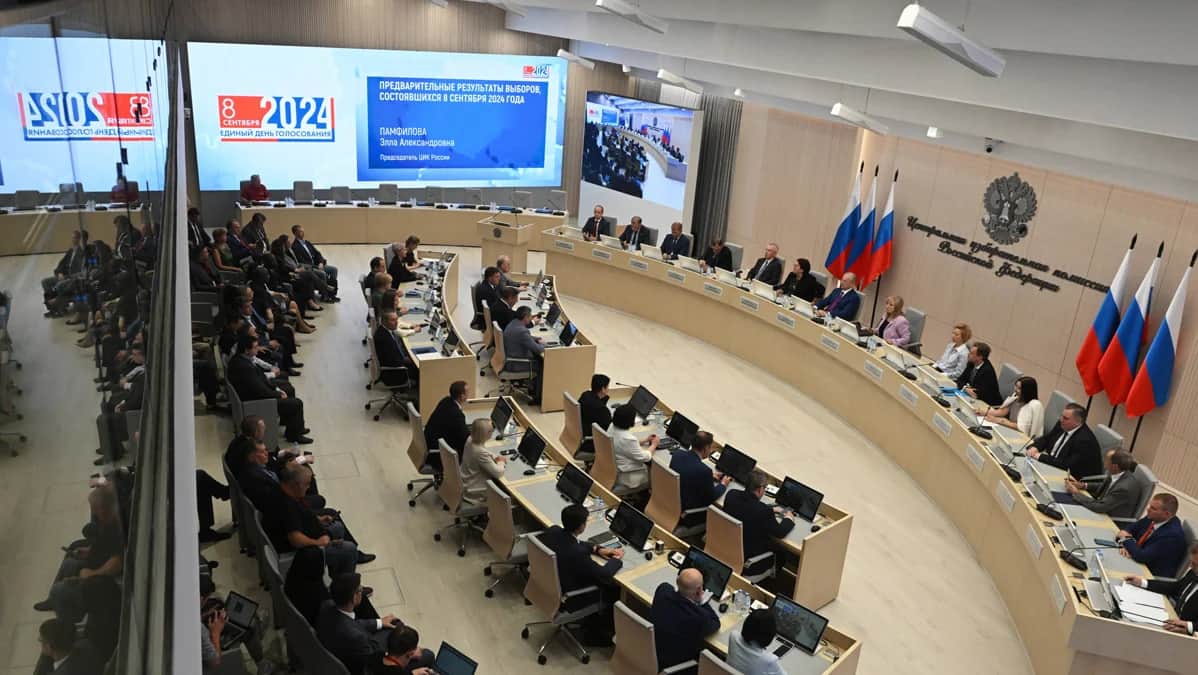 Председатель ЦИК России Элла Памфилова проводит совещание по предварительным итогам трех дней региональных и муниципальных выборов в Москве, 9 сентября 2024 года. Фото: Кирилл Каллиников / Спутник / Imago Images / SNA / Scanpix / LETA